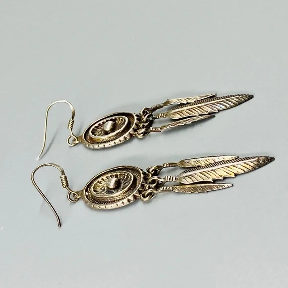 Vintage Sterling Silver Earrings Southwest Style with Shield & Feathers - Picture 4 of 10